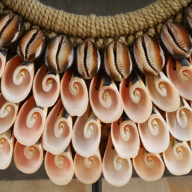 The Pink Conch and Snake Head Necklace - Papua Necklace - Decorative Shell Necklace